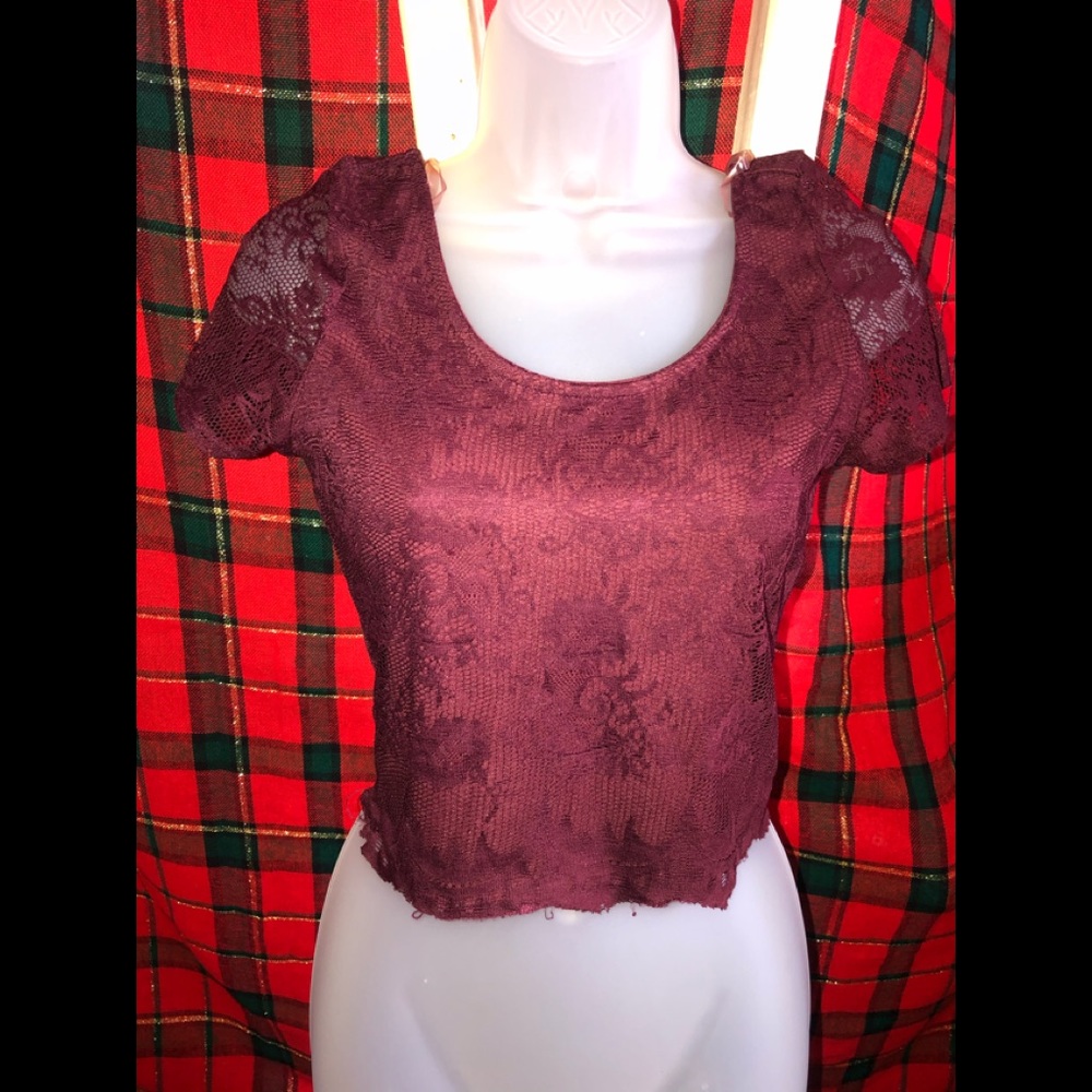 Lace crop top